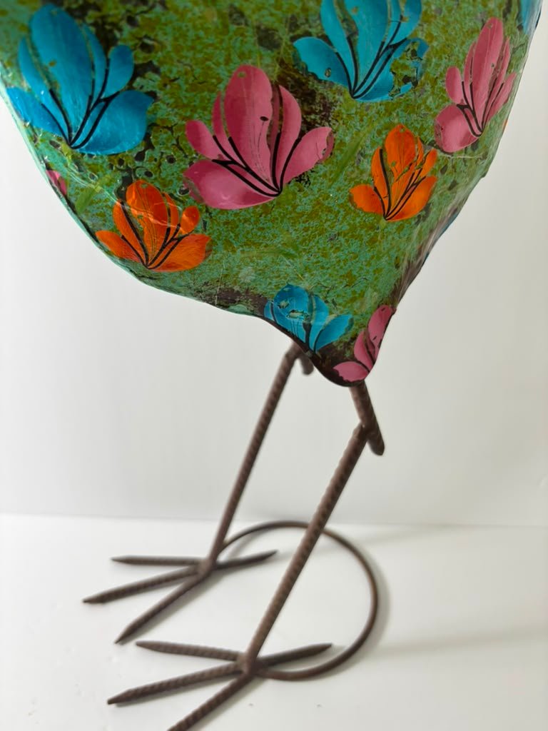 Hand-Painted Green Metal Tin Rooster - Image 3