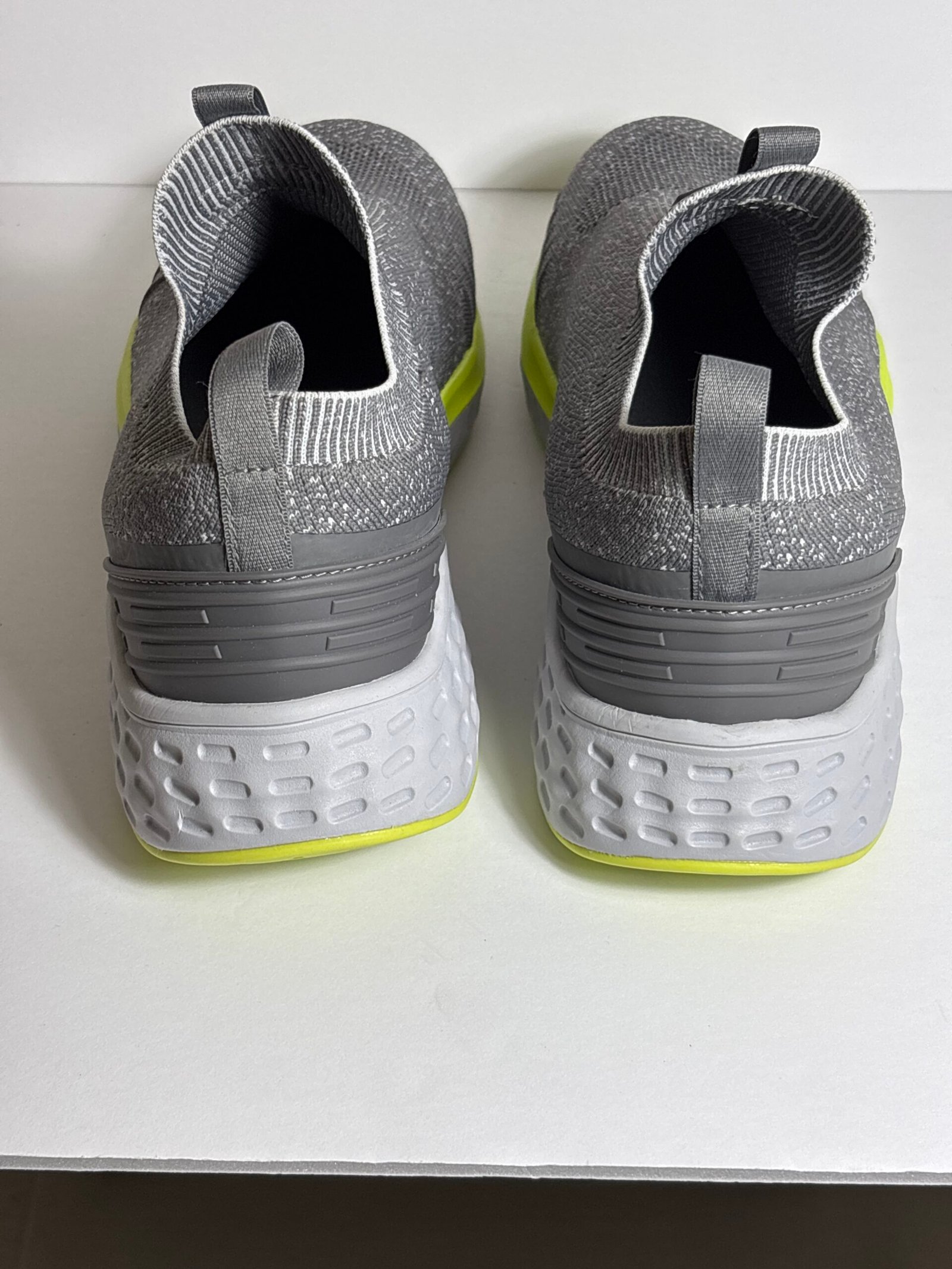 Zella Ortholite Men’s Slip-On Knit Athletic Sneakers Gray Neon Yellow Size 13 - Image 3