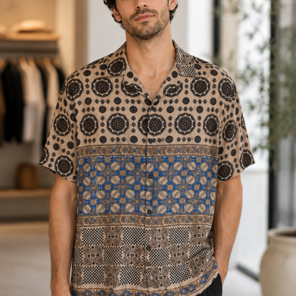 Topman men’s short-sleeve patterned shirt in size Medium.