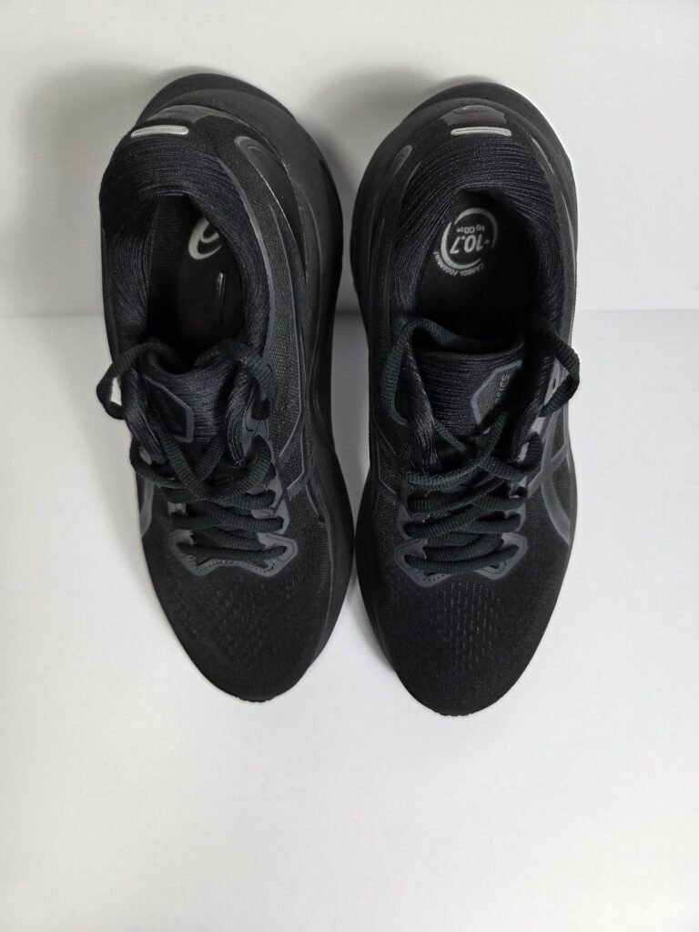 ASICS Gel-Kayano 30 Women’s Triple Black Running Shoes – Size 9