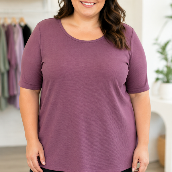 LuLaRoe women’s plus-size solid mauve top in size 3XL.