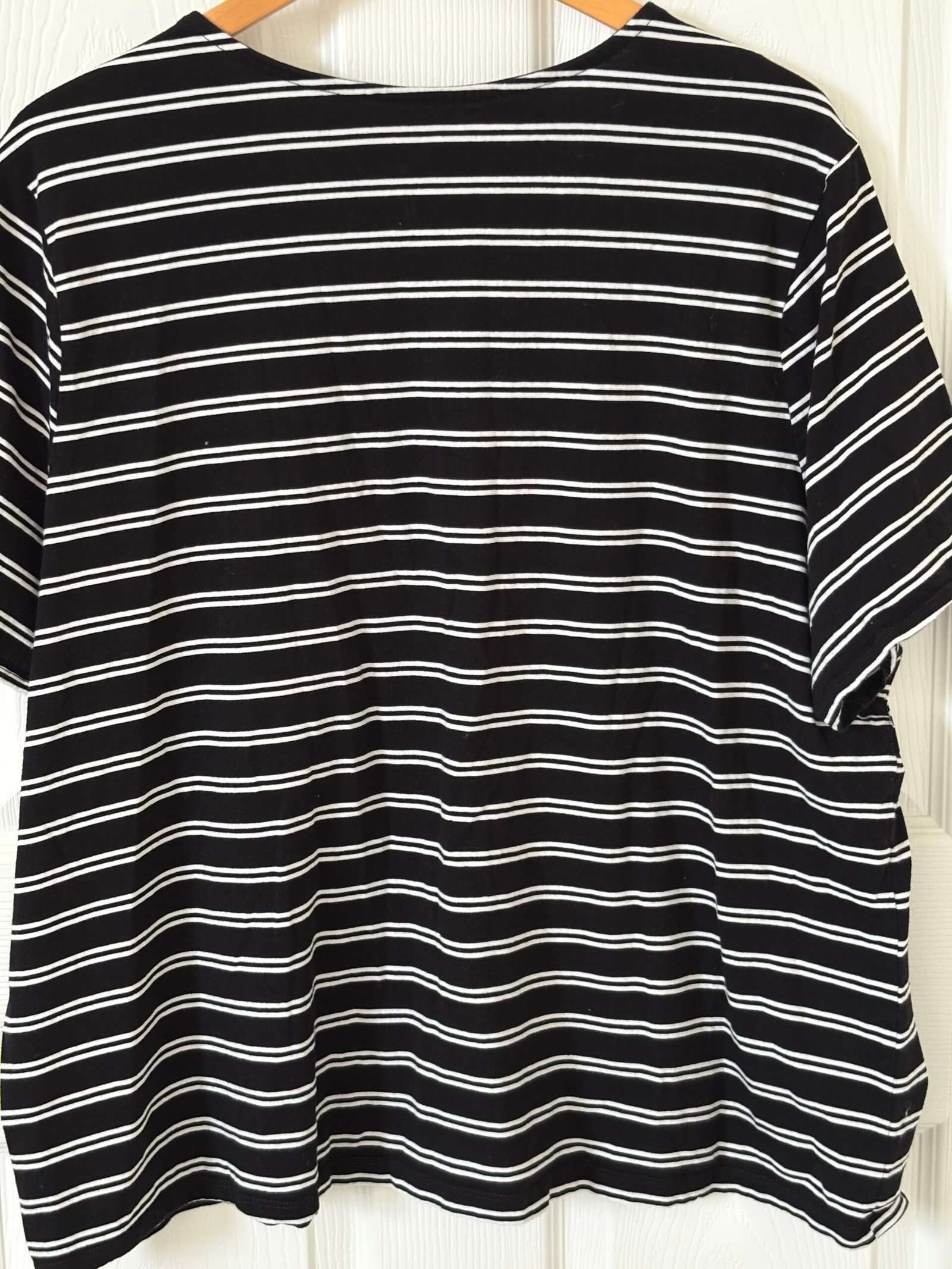 Coral Bay women’s plus-size striped top in size 3X. - Image 2