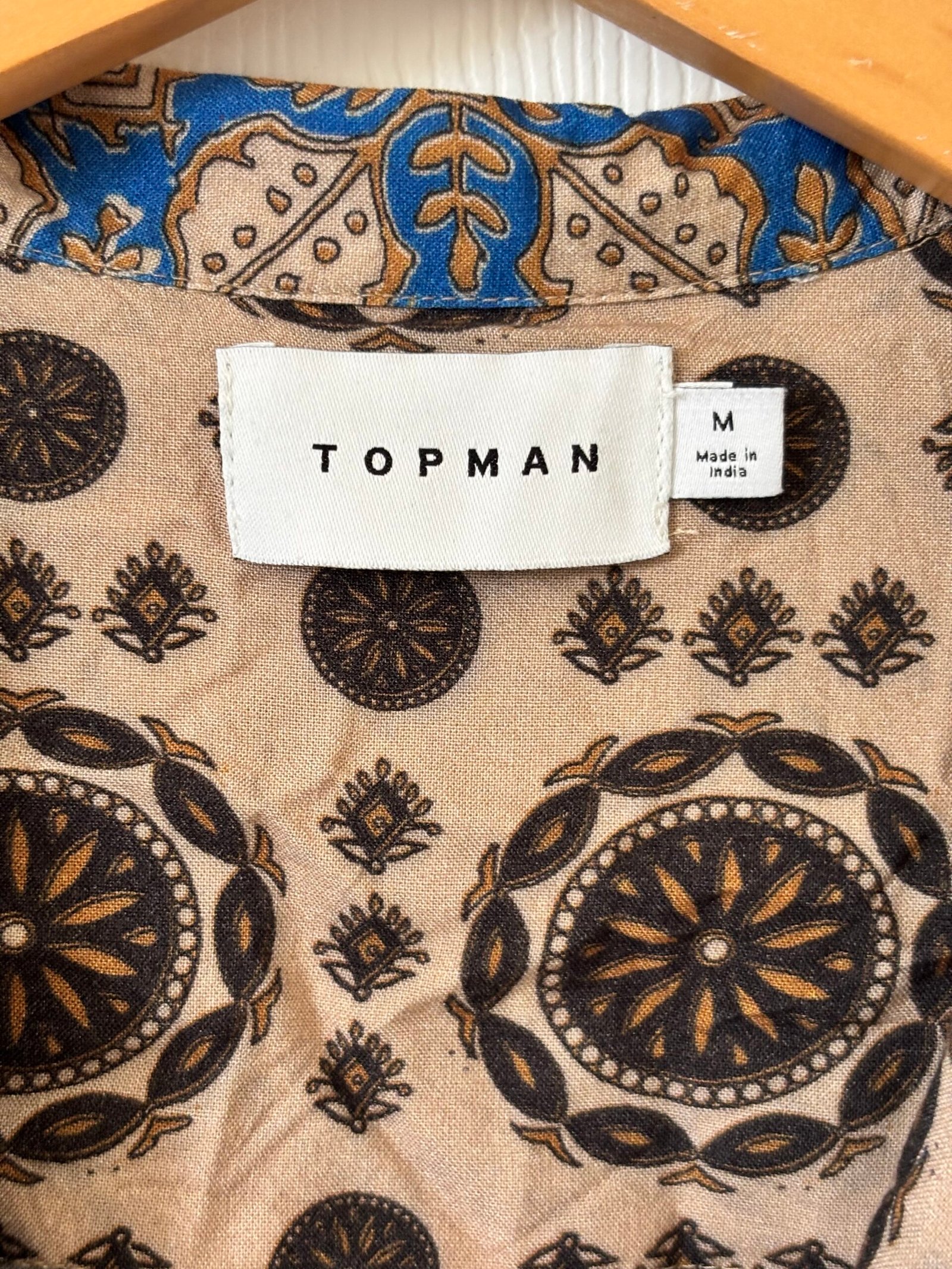 Topman men’s short-sleeve patterned shirt in size Medium. - Image 5