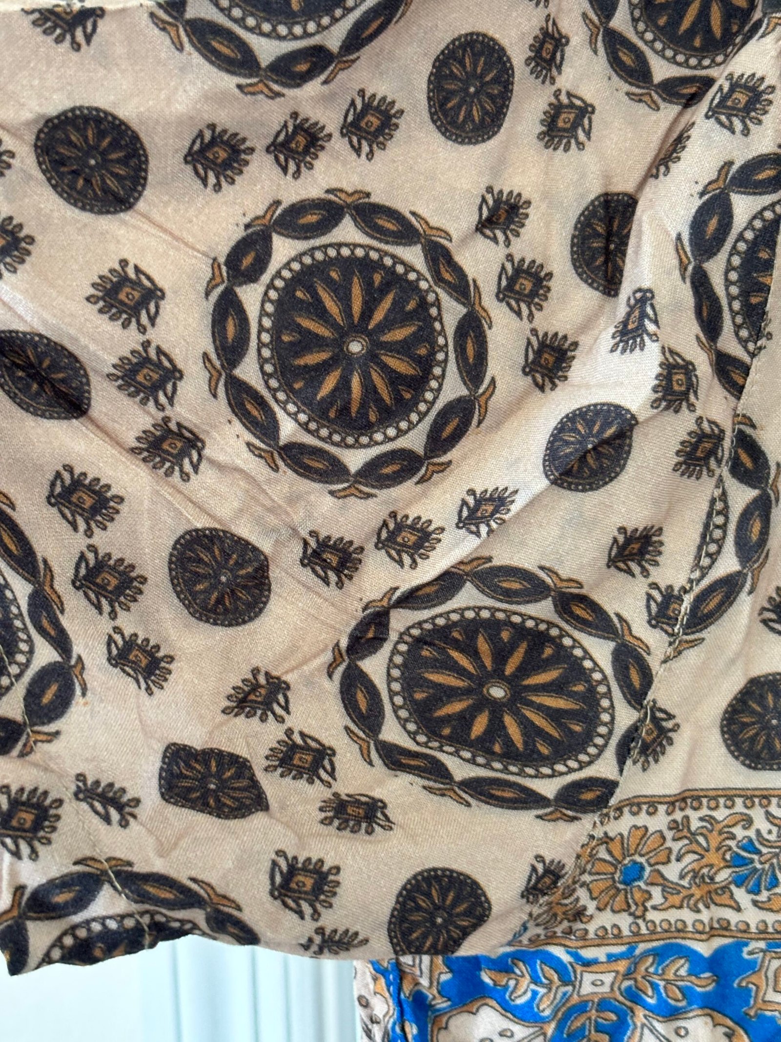 Topman men’s short-sleeve patterned shirt in size Medium. - Image 3