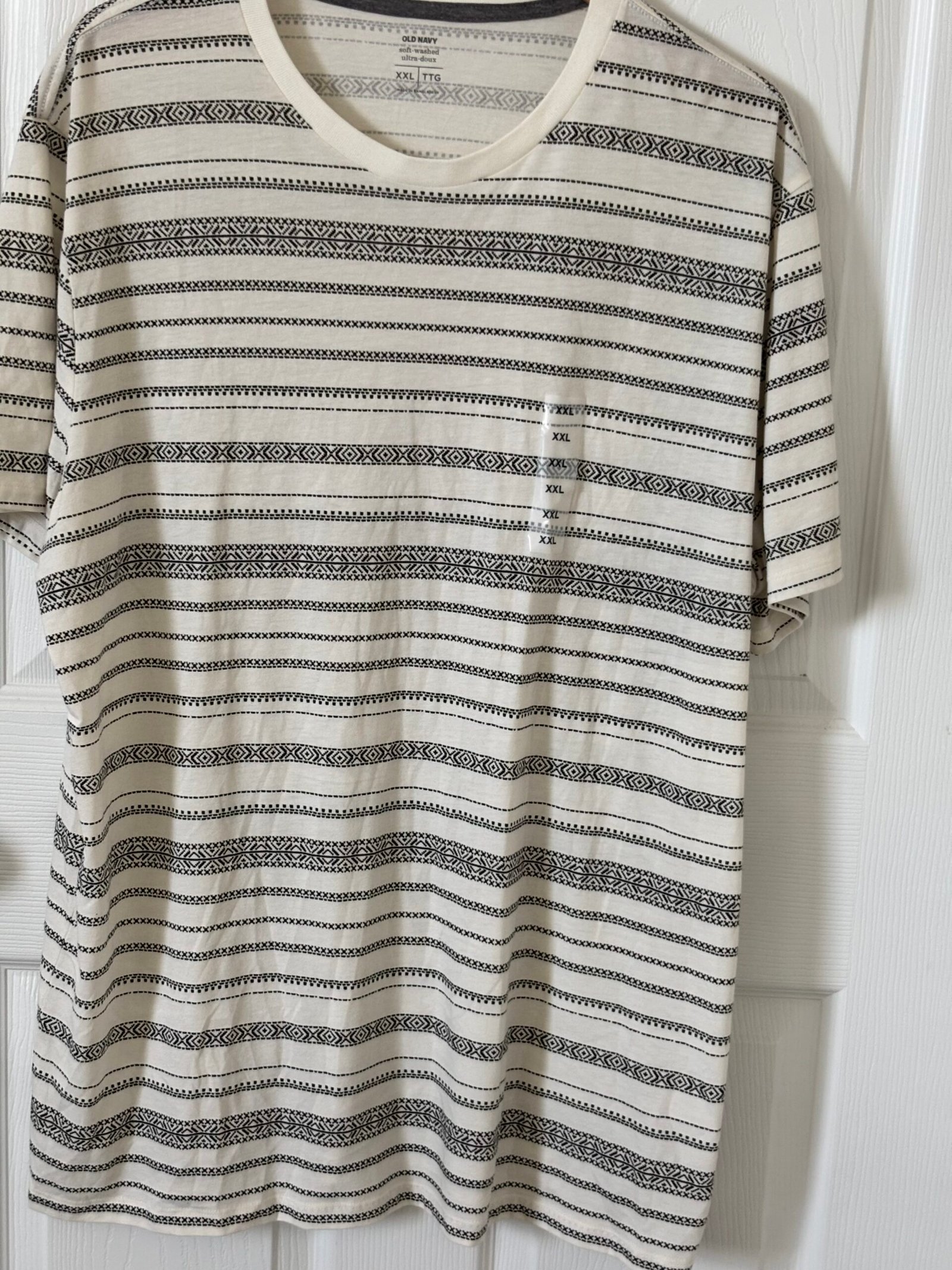Old Navy women’s Soft-Washed Ultra-Doux short-sleeve T-shirt in size XXL Tall. - Image 2