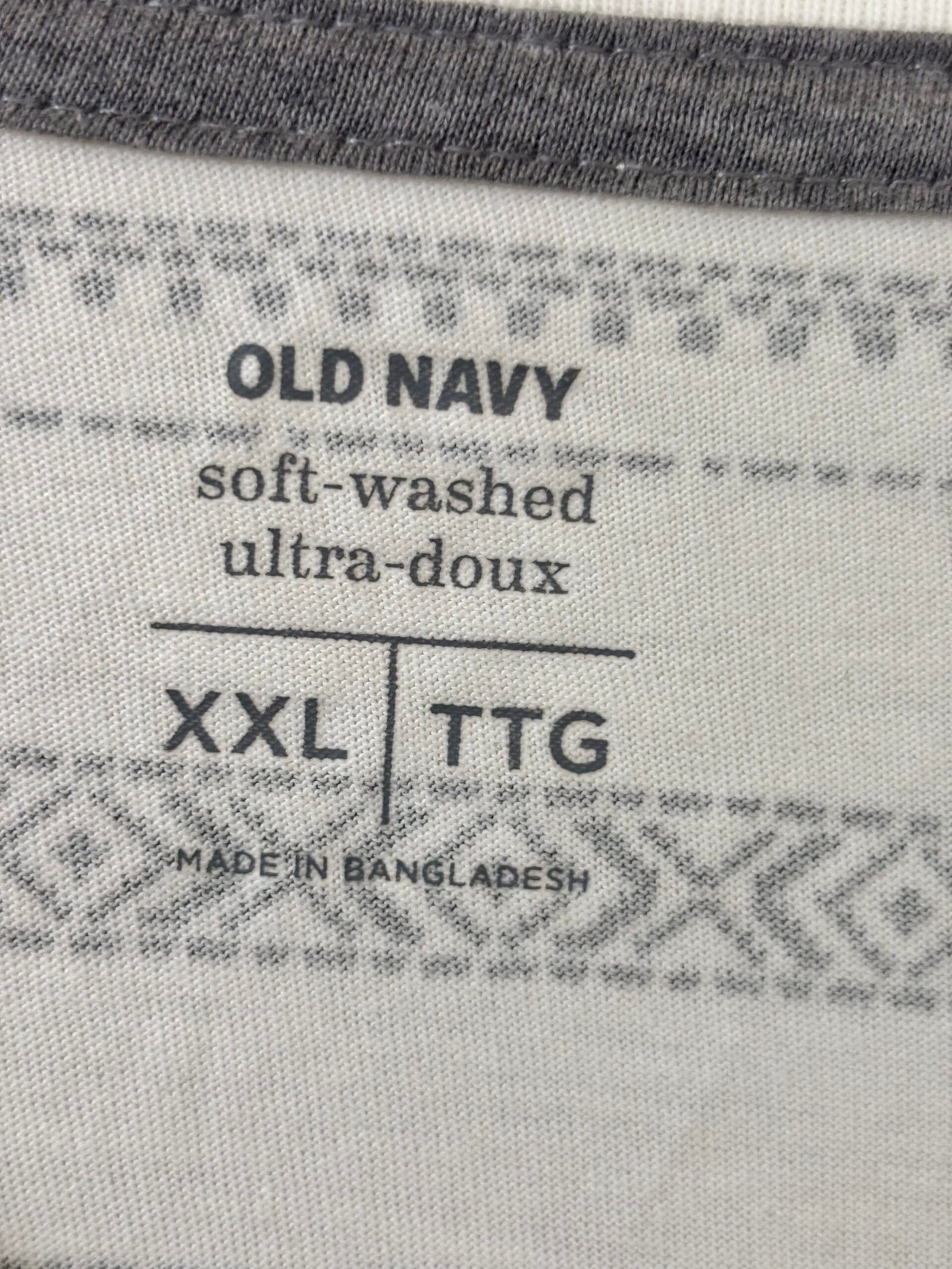 Old Navy women’s Soft-Washed Ultra-Doux short-sleeve T-shirt in size XXL Tall. - Image 3