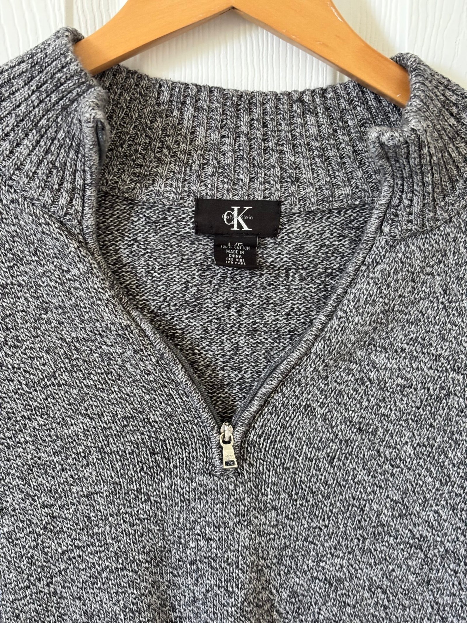 Calvin Klein men’s quarter-zip sweater in a versatile heather gray knit. - Image 3