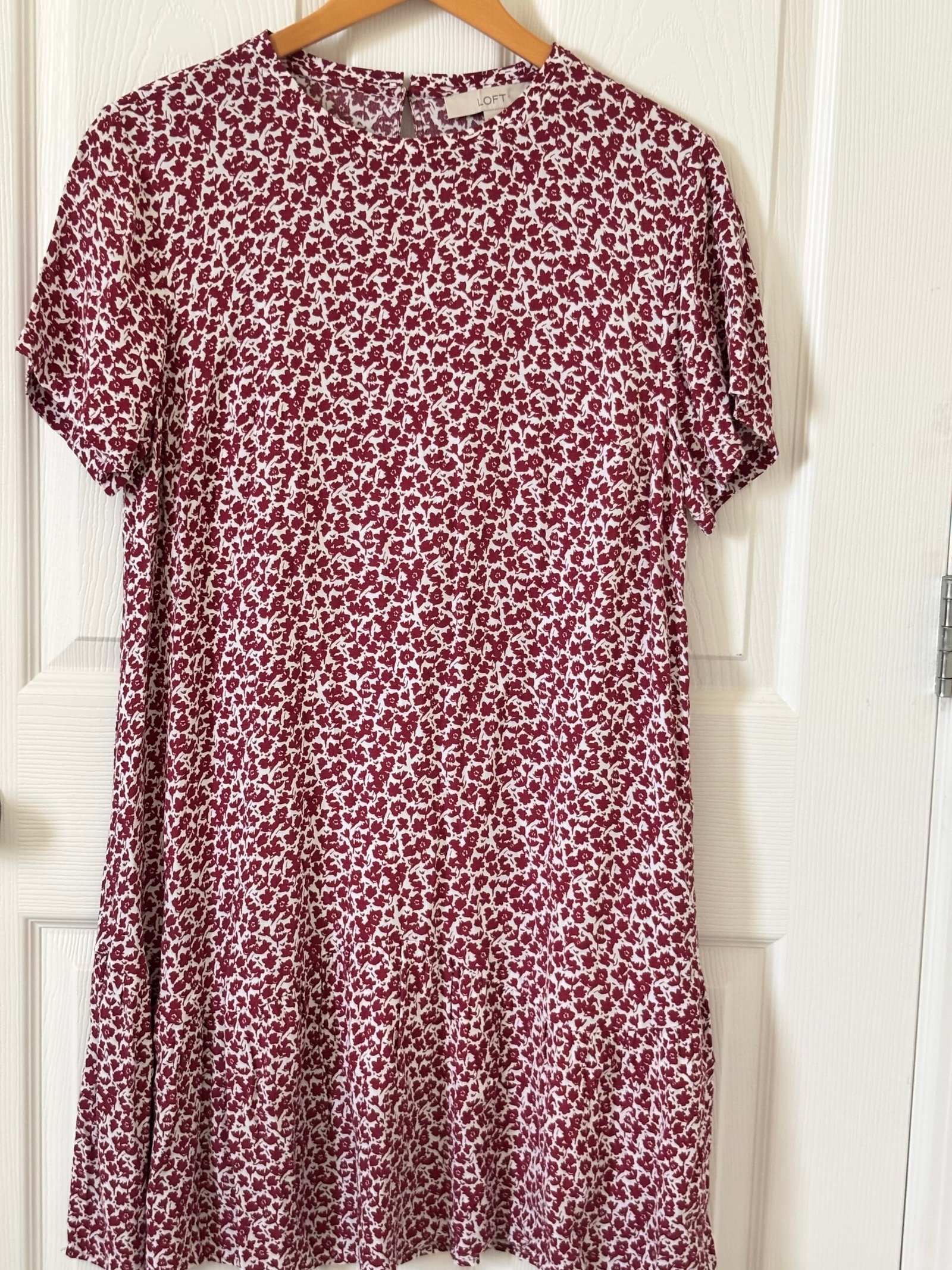 LOFT women’s floral dress in size 8. - Image 2
