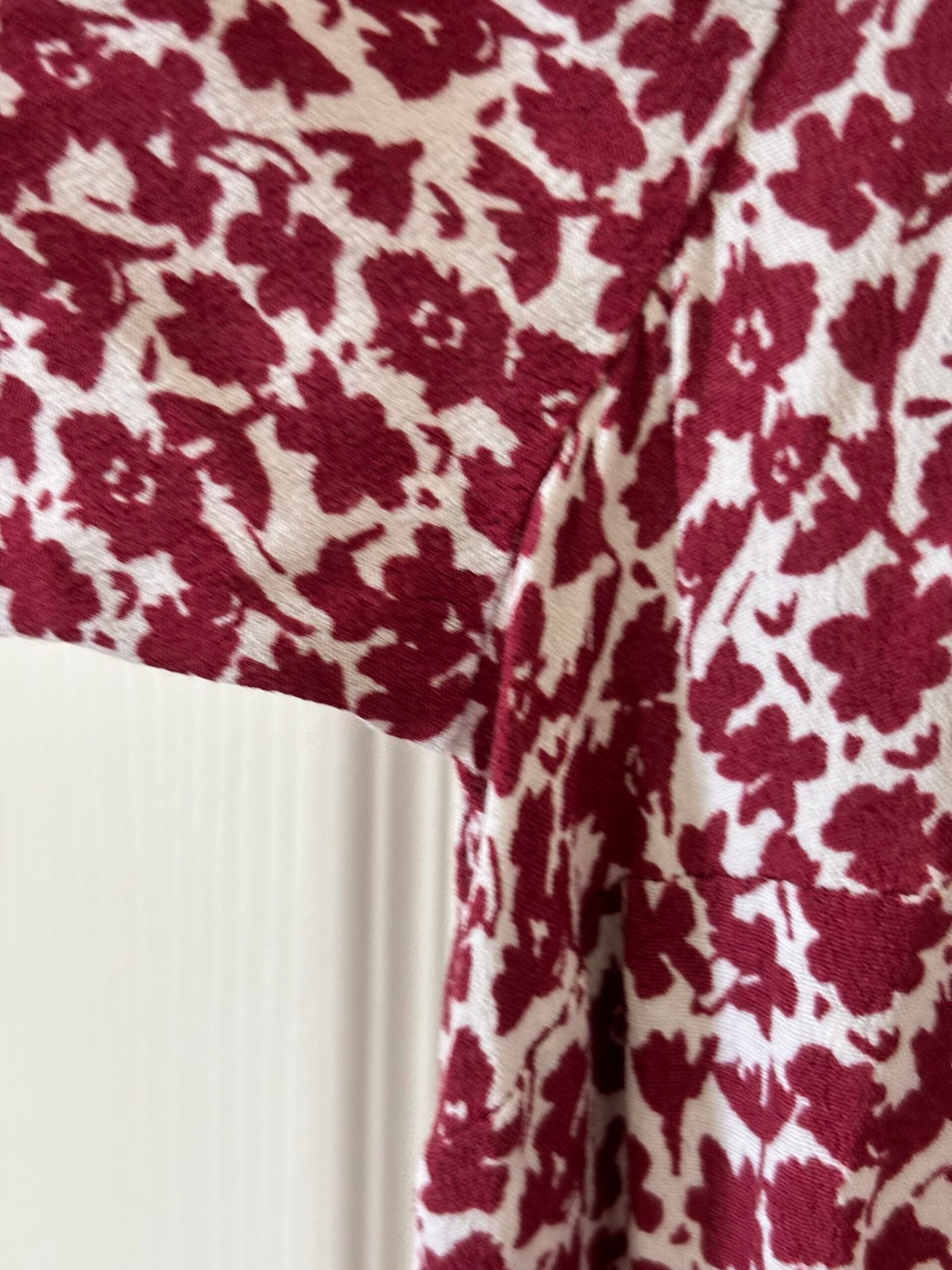 LOFT women’s floral dress in size 8. - Image 5