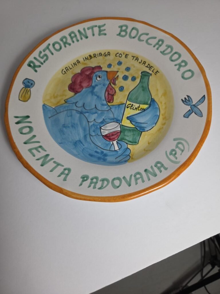 2005 Italian Hand-Painted Buon Ricordo Restaurant Plate – Ceramica Artistica Solimene, Vietri