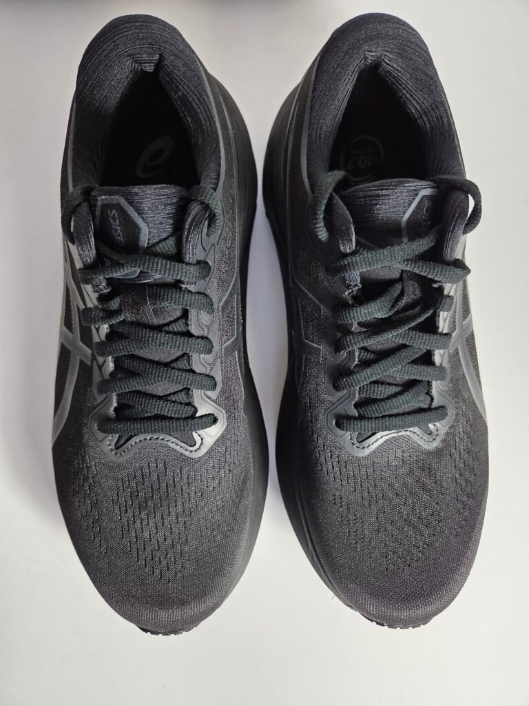 ASICS Gel-Kayano 30 Women’s Triple Black Running Shoes – Size 9